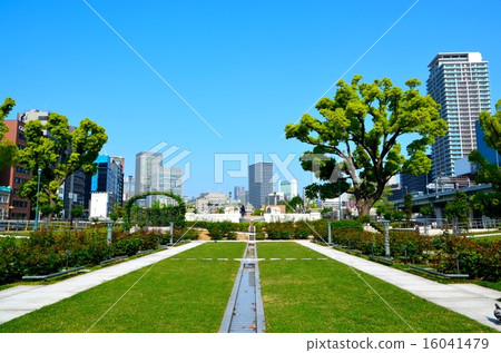 大阪中之島公園的風景 16041479