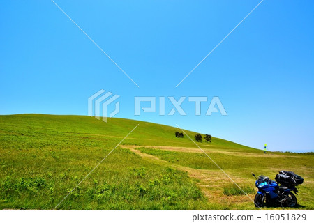 Cold Mountain Panorama Line (14) Cold Mountain Panorama Line (14) 16051829