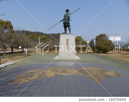 Choshabuko Nogami 1的前主要派系的雕像 16070849