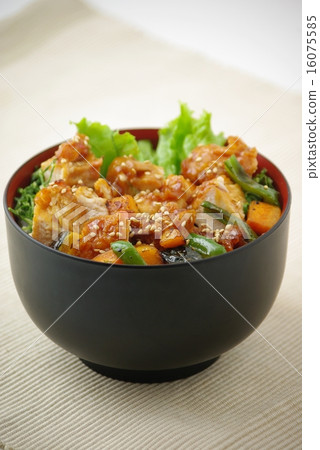 Yakitori-don 16075585