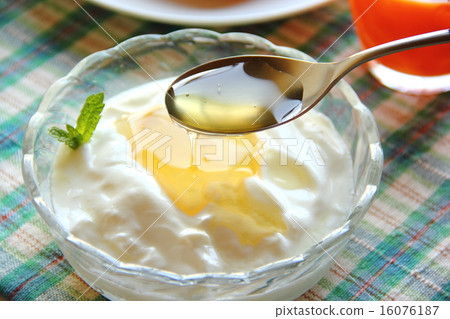 蜂蜜酸奶 16076187