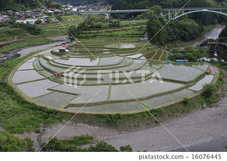Aragi島 16076445