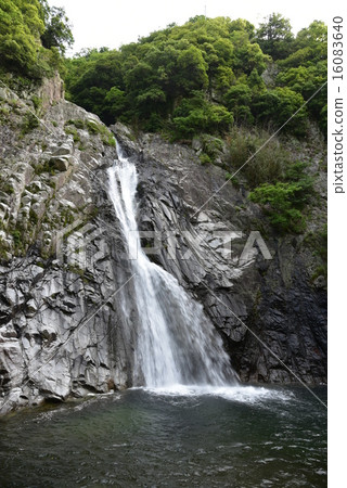 平和瀑布 平和瀑布 16083640