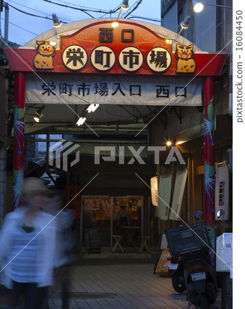 榮町西出口 16084450