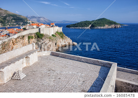 Dubrovnik, Fort Lovrijenac and Lokrum Island 16085478