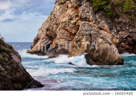 Cliff by the Adriatic Sea 16085489