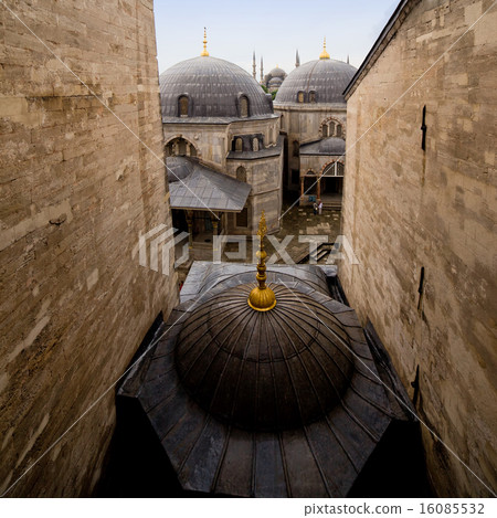 Old City of Istanbul 16085532