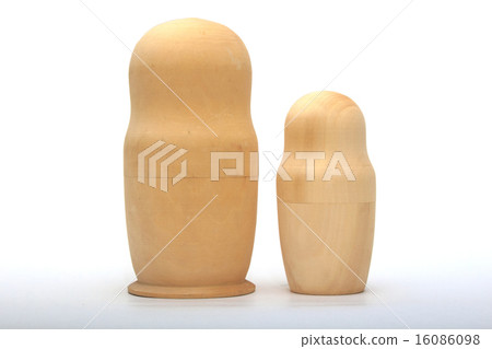 Workpiece nesting dolls for painting.On a white Workpiece nesting dolls for painting.On a white 16086098