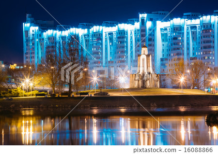 Night scene of Island of Tears In Minsk, Downtown Nemiga 16088866