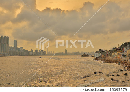 Hong Kong fishing valley at sunset , Lei Yue Mun 16095579