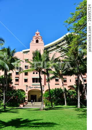 Holidays in Hawaii 16095724