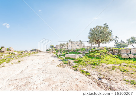 Umm Cais (Northern Jordan) Umm Cais (Northern Jordan) 16100207