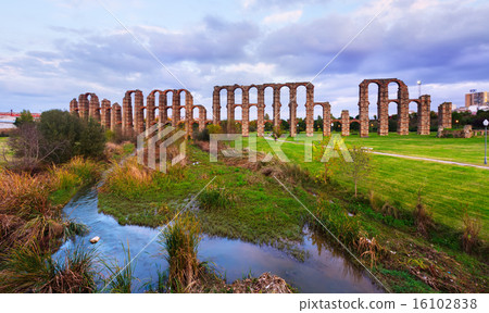 Roman Aqueduct of Merida Roman Aqueduct of Merida 16102838