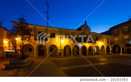 Town square at spanish town in night. Utrillas Town square at spanish town in night. Utrillas 16103363