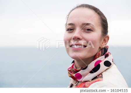 portrait a woman on pier 16104535
