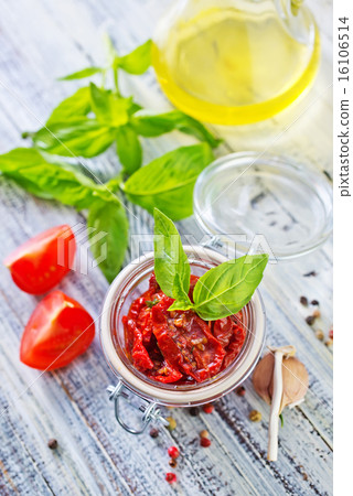 dry tomato dry tomato 16106514