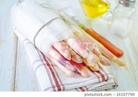 white asparagus 16107790