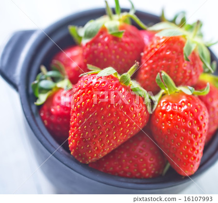 strawberry strawberry 16107993