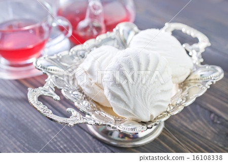 zefir zefir 16108338