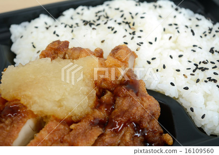 Delicious bird fried chicken box lunch 16109560