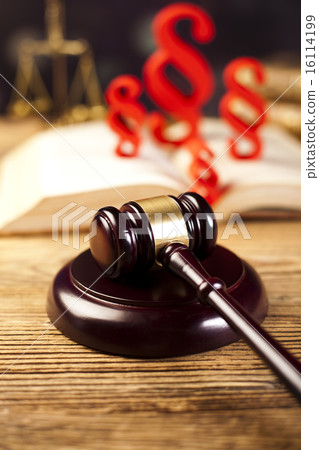 Paragraph, law and justice concept, wooden gavel Paragraph, law and justice concept, wooden gavel 16114199