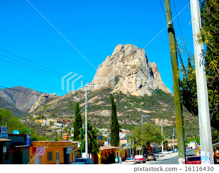 Monolith of Pena de Vererna, Mexico Monolith of Pena de Vererna, Mexico 16116430