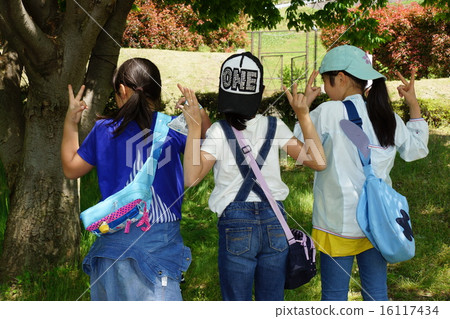 Children's festival 16117434