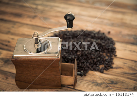 Preparation drip coffee ( Filtered image processed vintage effec 16118174