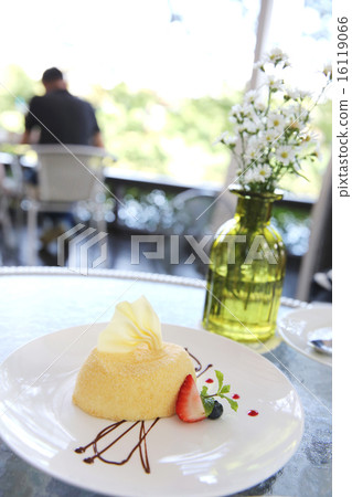 cheese cake with fruits 16119066
