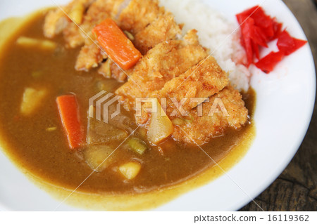 Curry rice with fried pork 16119362
