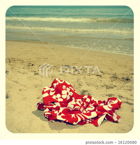 summer on the beach summer on the beach 16120080