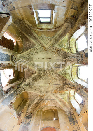 Ceiling in the main hall - Brnky castle Ceiling in the main hall - Brnky castle 16121007
