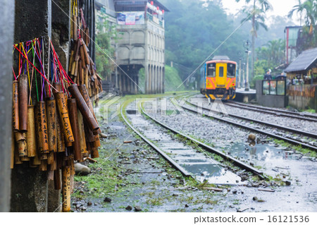 台灣平溪線守吉里站 16121536