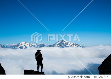 Sea of clouds and climbers 1 16126923