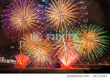 Maritime fireworks 16131981