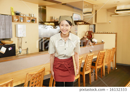 Clerk of a restaurant to bow 16132333