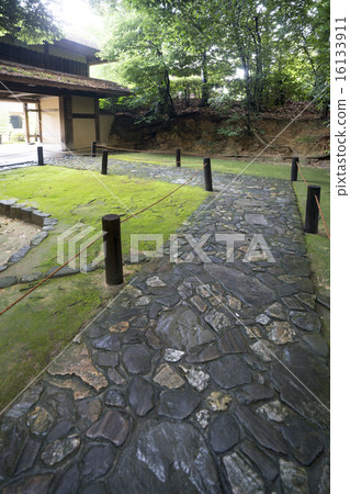 雨後的Eikichi Shrine雨 雨後的Eikichi Shrine雨 16133911