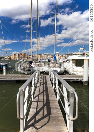 Landing stage in the Marina Landing stage in the Marina 16135599