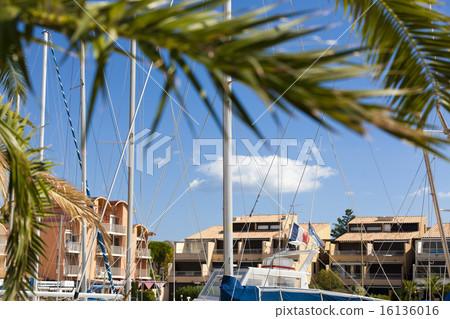Vacation Rentals in Marina of Gruissan Vacation Rentals in Marina of Gruissan 16136016