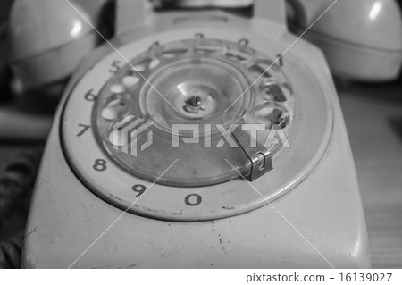 The rotary phone The rotary phone 16139027