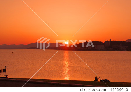 Sunset of Lake Shinji 1 Sunset of Lake Shinji 1 16139640
