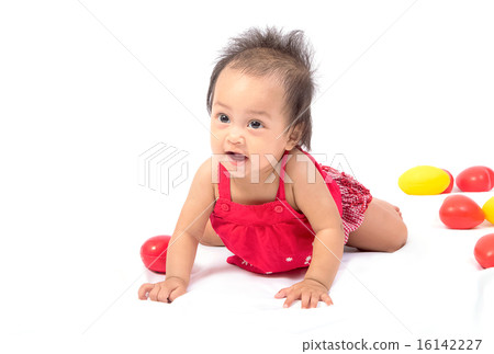Baby crawling on the floor,isolate Baby crawling on the floor,isolate 16142227