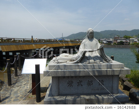 Murasaki Shikibu和Ujibashi 16142688