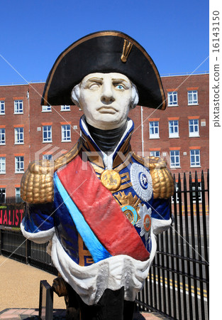 Hero Admiral Lord Nelson statue, Portsmouth Hero Admiral Lord Nelson statue, Portsmouth 16143150