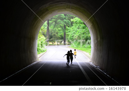 Children's Tunnel 16143978