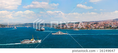 Istanbul Turkey panorama 16149647