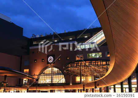 Shin Oita Station (North Exit) 16150391