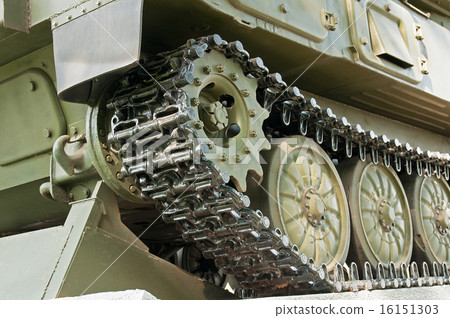 caterpillar track close up 16151303