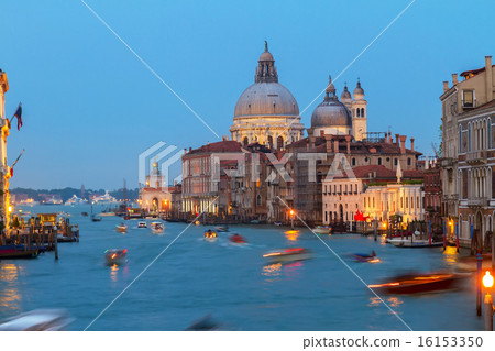 Grand canal, Venice, Italy 16153350