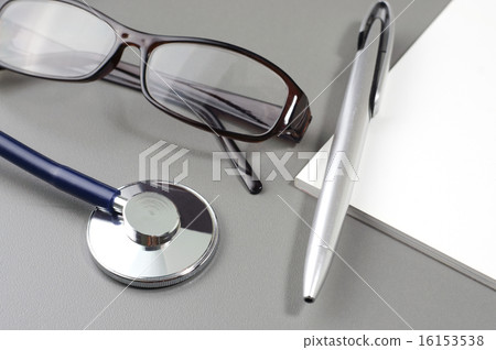 Stethoscope, Eye Glass, Pen and Book Note Stethoscope, Eye Glass, Pen and Book Note 16153538